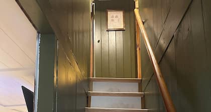 Serene 4-bedroom cabin in Sweden on Stearns Pond perfect for relaxing getaways