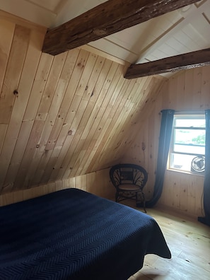 4 habitaciones, tabla de planchar con plancha y wifi gratis 