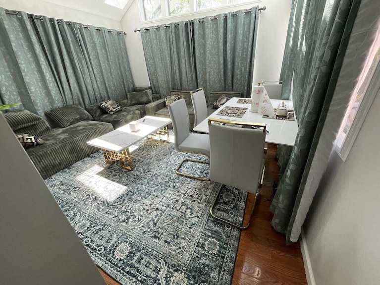 Charming 1-bedroom House In Fabulous Hamburg - 보스턴