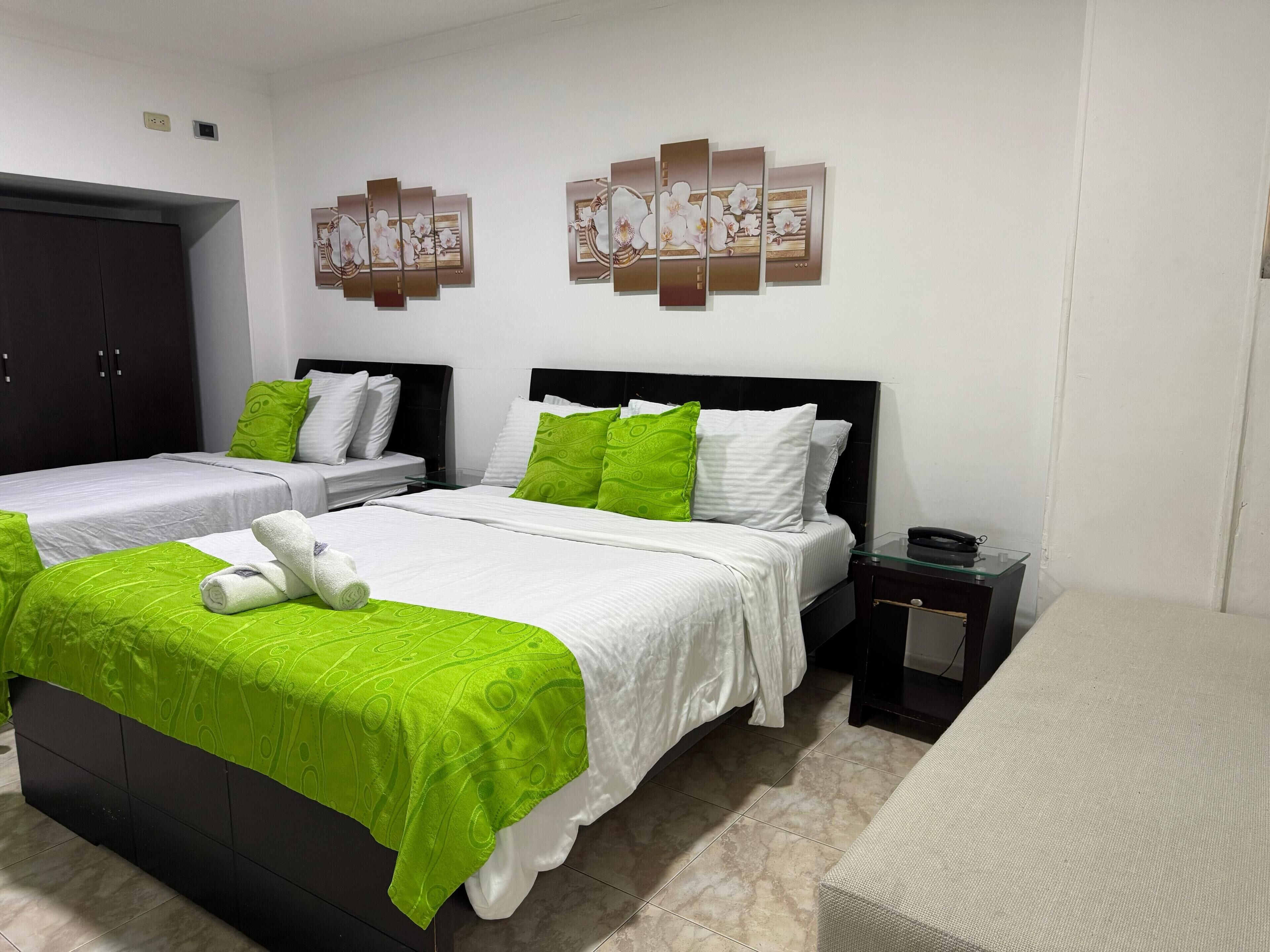 Escritorio y wifi gratis 