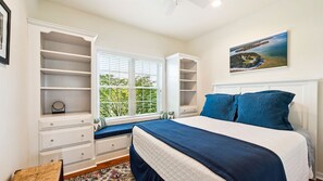 3 bedrooms, iron/ironing board, WiFi, bed sheets - Blossom House | Private 5-Acre Door County Retreat (Baileys Harbor)