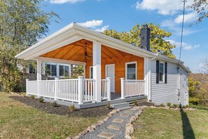 Exterior - Mountain View Bungalow in Front Royal (Front Royal)