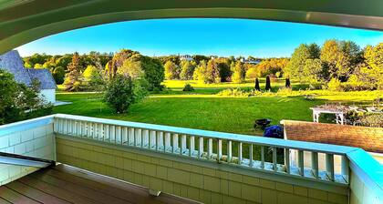 Luxury Retreat on Mackinac Island: Grand Views & Unbeatable Location