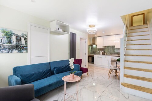 GuestReady - 3 Bed house near Canary Wharf