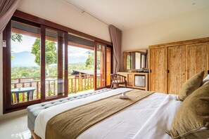 家庭別墅, 私人泳池, 山景 | 迷你吧、房內夾萬、手提電腦工作空間、免費 Wi-Fi