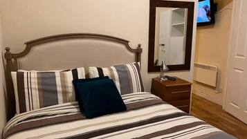 1 bedroom, free WiFi, bed sheets