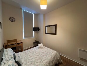 1 bedroom, free WiFi, bed sheets - Market Street Aberdeen Apartment (Aberdeen)