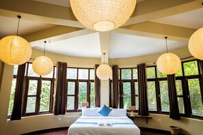 Deluxe studio suite, patio, uitzicht op resort | Een bureau, een laptopwerkplek, gratis wifi
