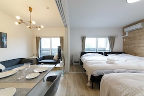Deluxe Room, Non Smoking (206)
