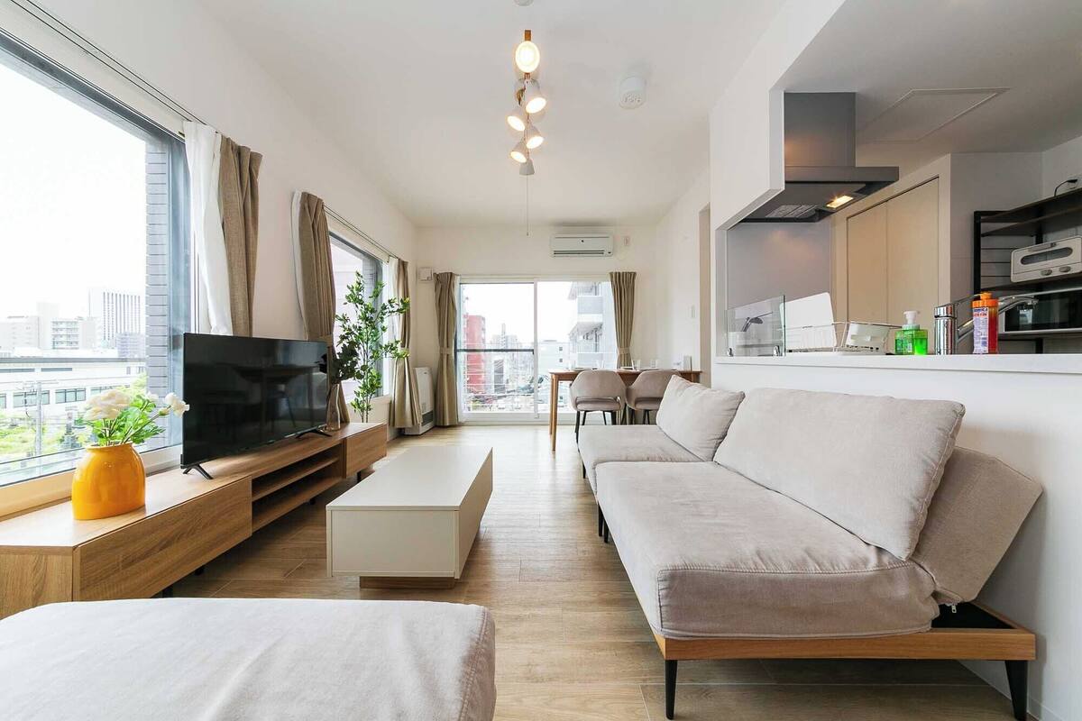 Suite, Non Smoking (201) | Living area