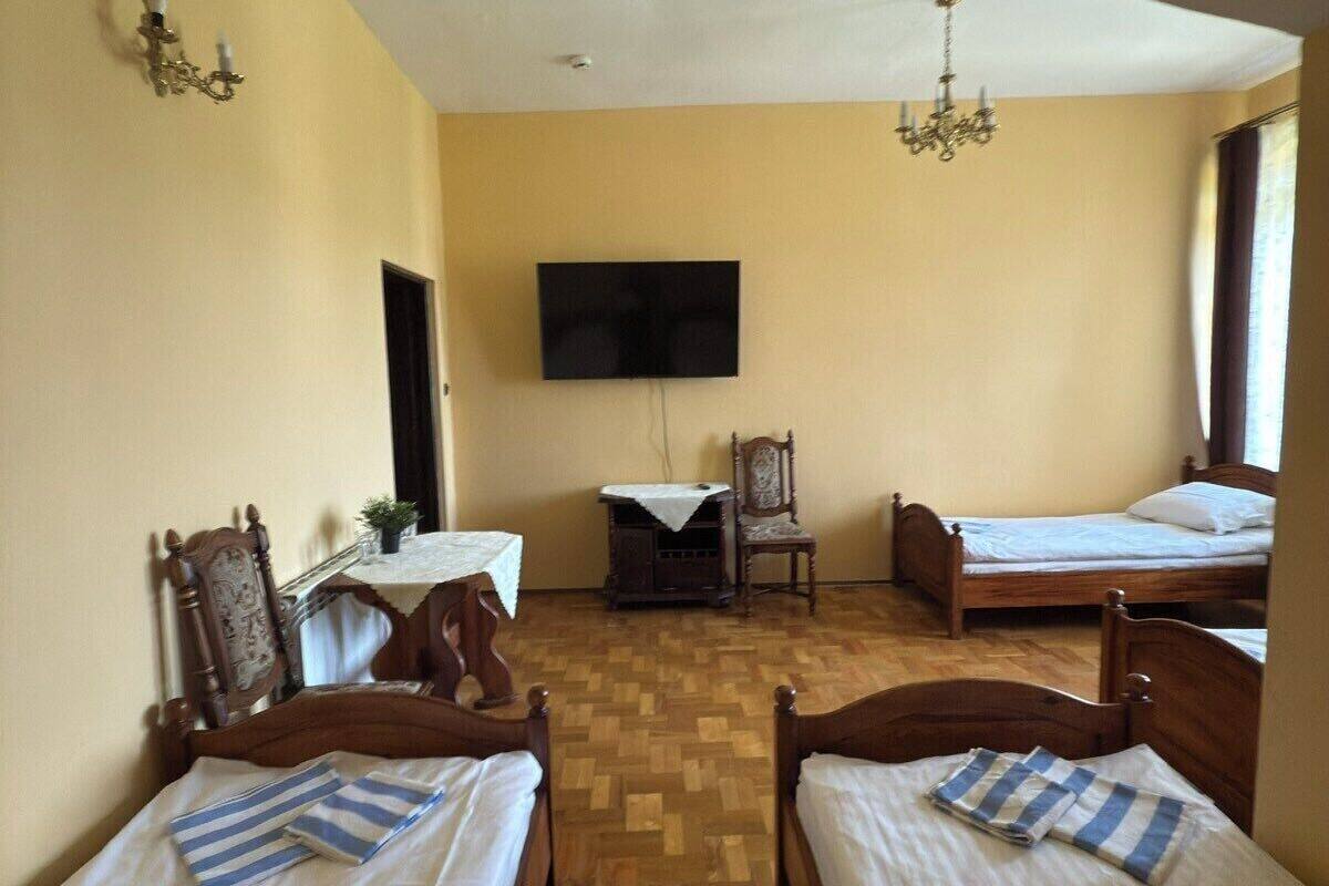 Classic Quadruple Room | Free WiFi
