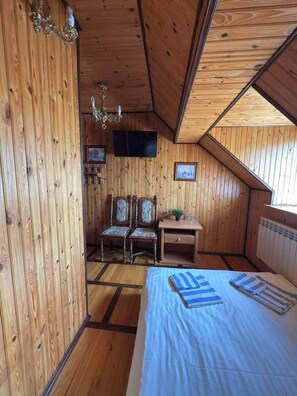 Economy Double Room | Free WiFi