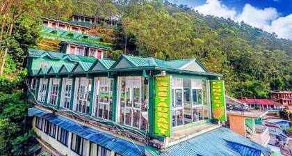 Punsisi Resort - Delhousie Adamspeak