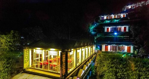 Punsisi Resort - Delhousie Adamspeak