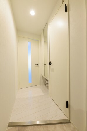 Desk, blackout drapes, free WiFi, bed sheets - EFFECT Kikusui (Sapporo)