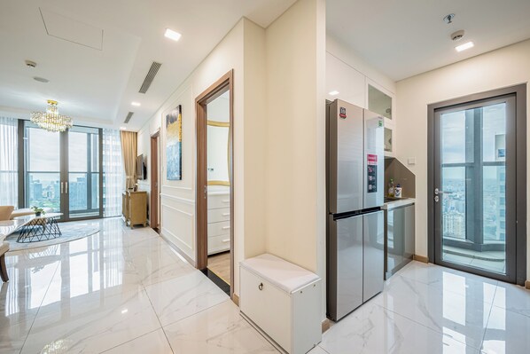 Family Suite, 4 Bedrooms, Club lounge access, River View | View from room