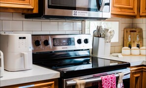 Microwave, oven, stovetop, dishwasher