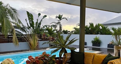 Villa with swimming pool, Entre Mer & Montagne - Near Sentiers des Makes