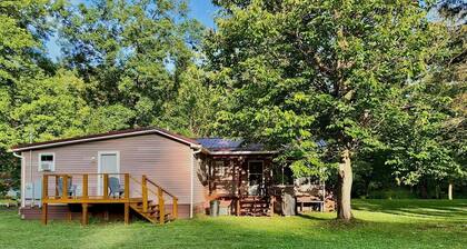 Charming 2 BR, just minutes from Audra State Park & nestled on Buckhannon River.