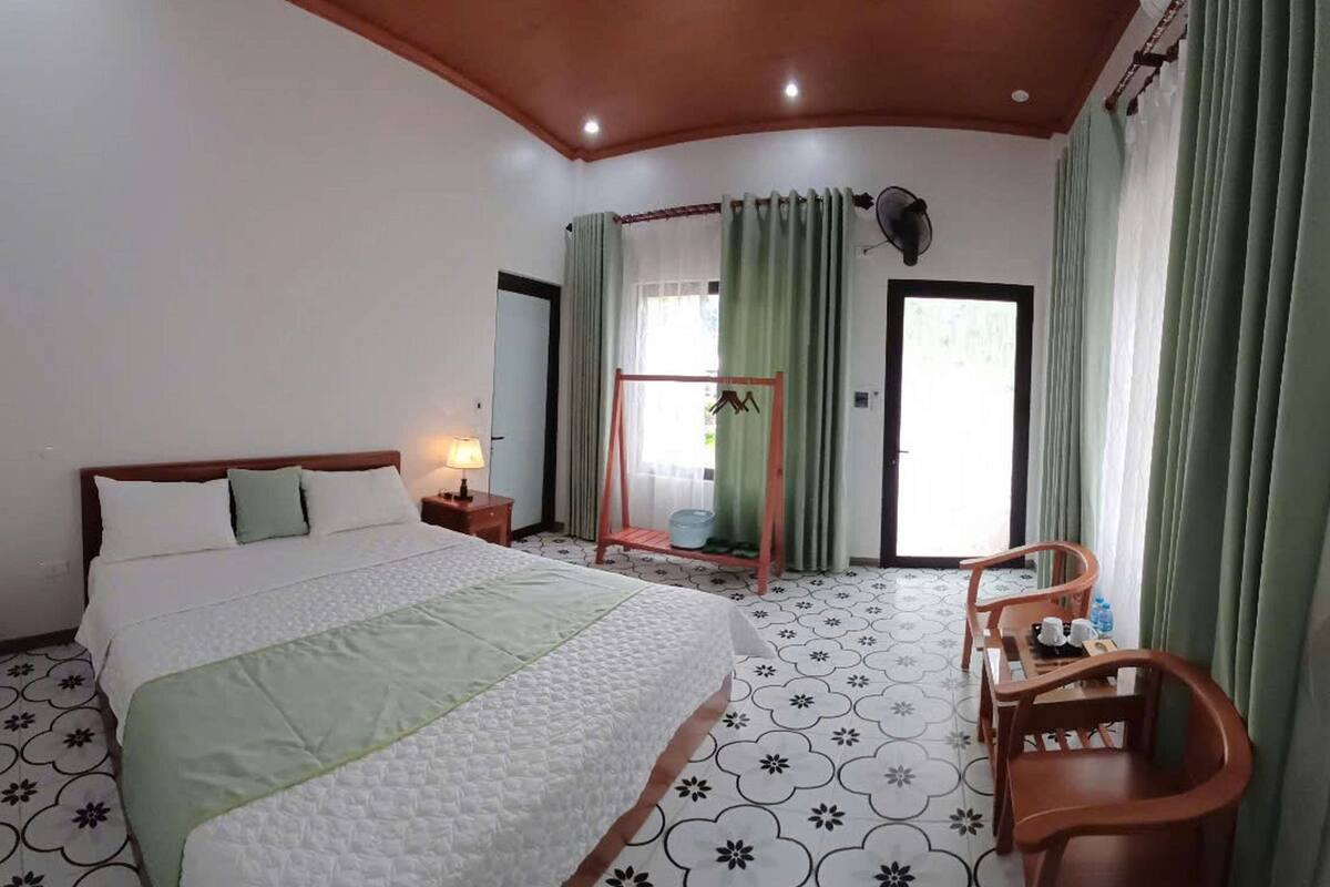 Deluxe Double Room, Balcony, Mountain View | Desk, free WiFi