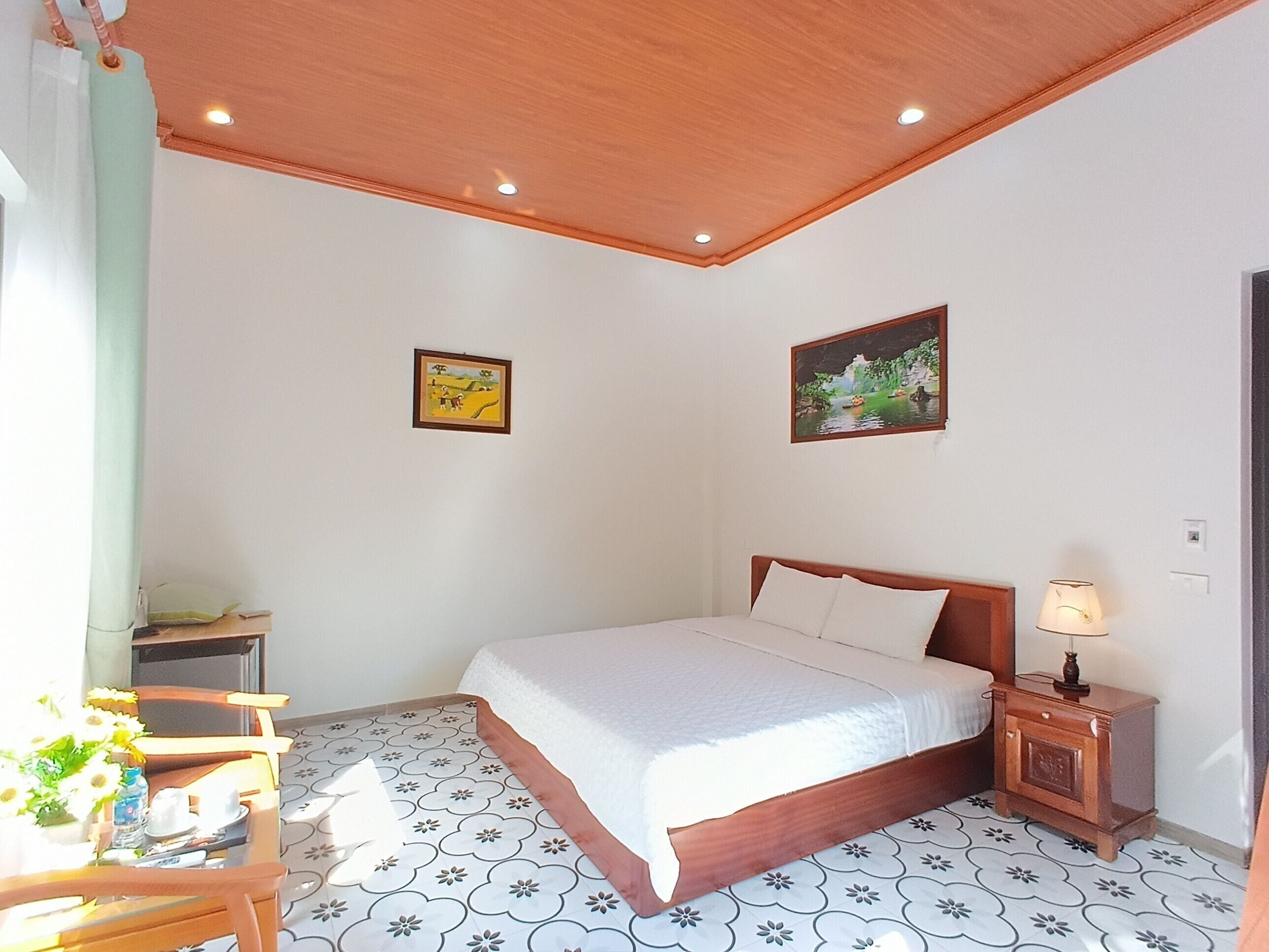 Deluxe Double Room, Balcony, Mountain View | Desk, free WiFi