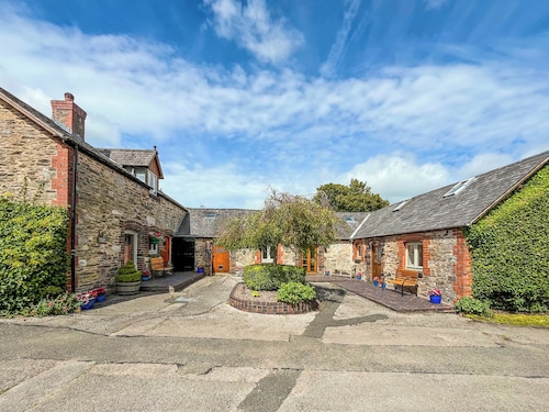 Henfaes Bwthyn - UK50266