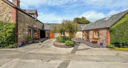 Henfaes Bwthyn - UK50266