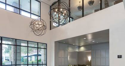 Peony At Millennium - Elegant 2 BDR in Houston