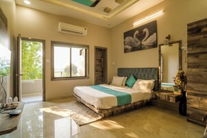 Standard Double Room | Free WiFi