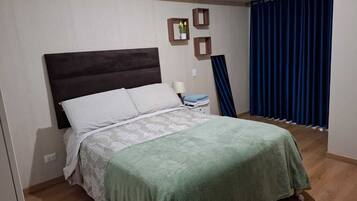 3 habitaciones, tabla de planchar con plancha y wifi gratis