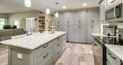 Heated Pool + Spacious Yard: Port Charlotte Escape