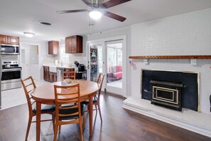 Interior - Fish, Relax & Enjoy Lake Views: Colonial Beach Gem (Colonial Beach)