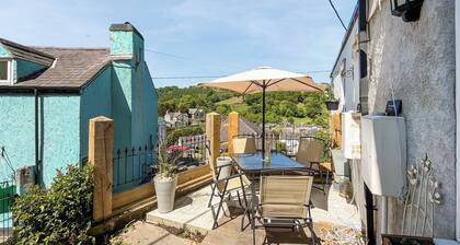 2 bedroom accommodation in Llanfairtalhaiarn