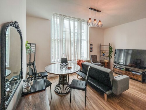 3 bedroom accommodation in Weymouth