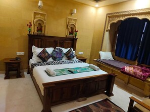 Deluxe Room | Rollaway beds, free WiFi, bed sheets