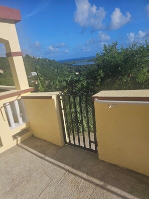 Property grounds - Baecation Romantic Getaway Couples & Singles (St. Thomas)