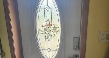 Newly built, charming bed & breakfast in brilliant St. Thomas with AC