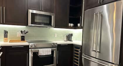 Comfort at the Star I 2 Bed Apt in Houston