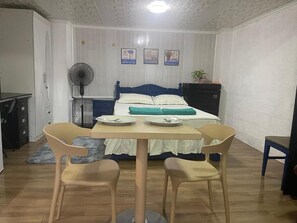 1 bedroom, iron/ironing board, WiFi