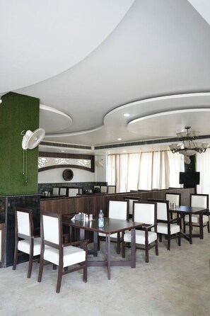 Restaurant - Vivaan Haveli (Bawani Khera)