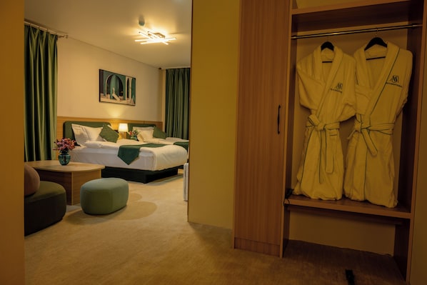Standard Twin Room