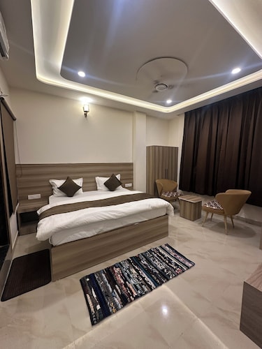 Hotel Vrinda Shridhar