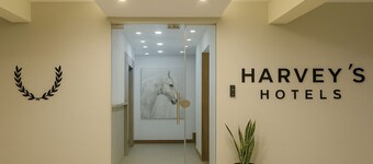 Harvey's Hotels - Brookfield