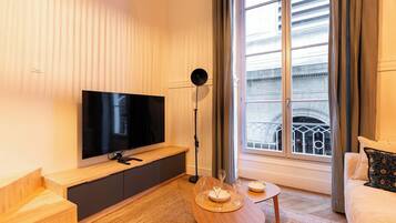 TV