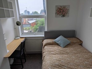 Desk, laptop workspace, free WiFi