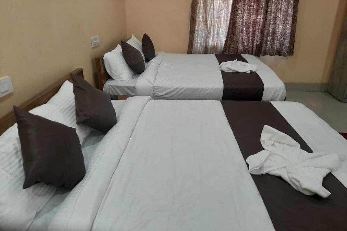 Quarto casal família | Escrivaninha, espaço de trabalho para notebook