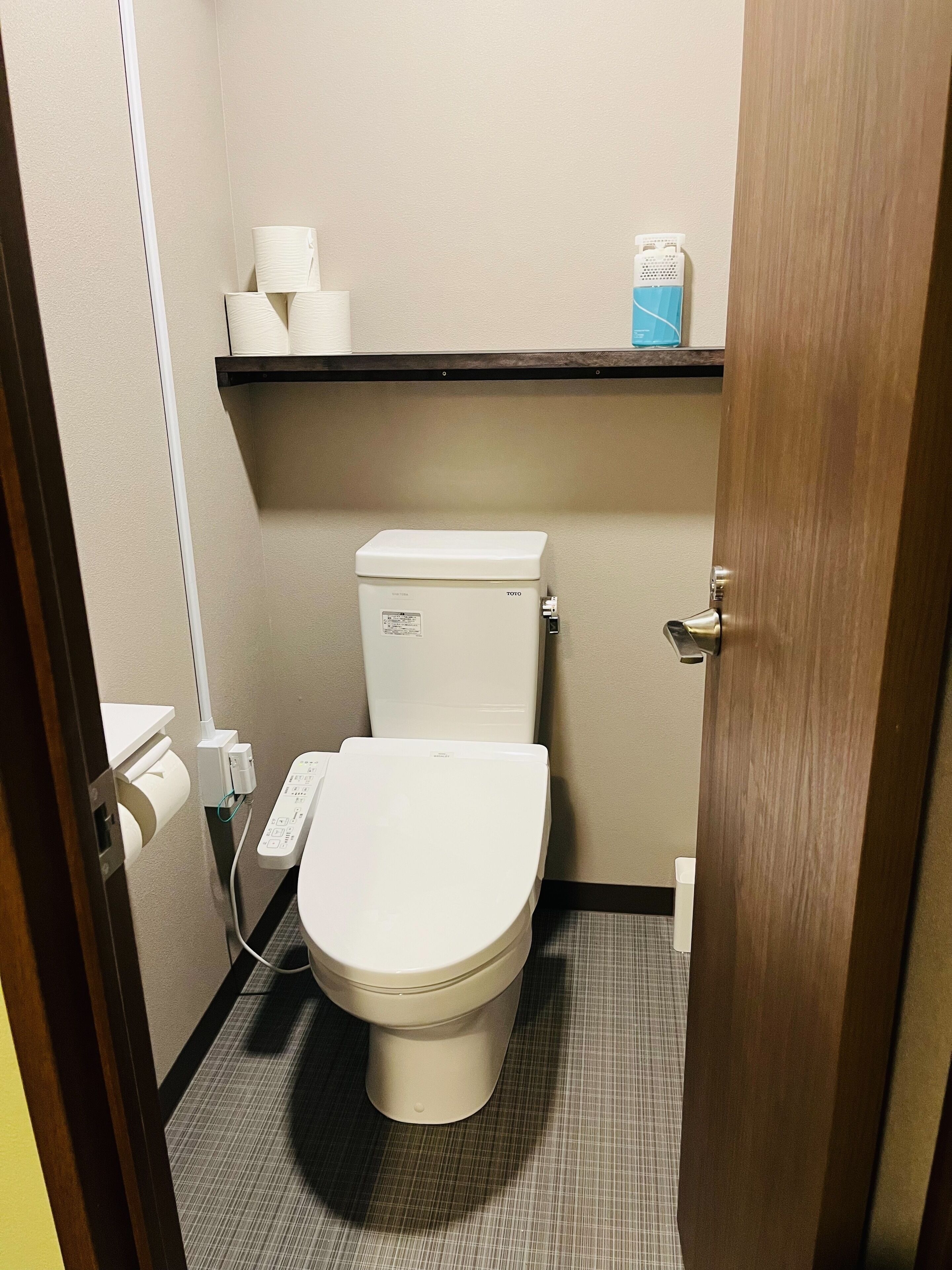 Cabin | Blackout drapes, free WiFi