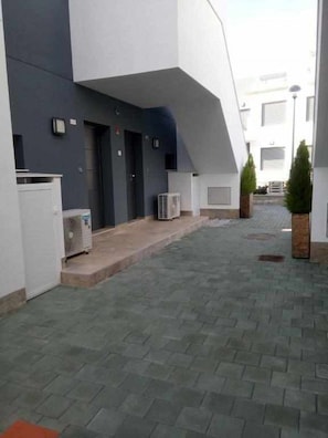 Apartment | Exterior - Modern Apartment in Pilar for 4 Guests (Pilar de la Horadada)