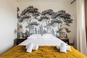 1 chambre, fer et planche à repasser, accès Internet, draps fournis
