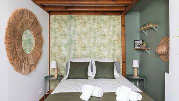 2 bedrooms, iron/ironing board, WiFi (free), bed sheets